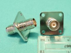 TNC Panel Mounting Coupler Female / Female Square Flange